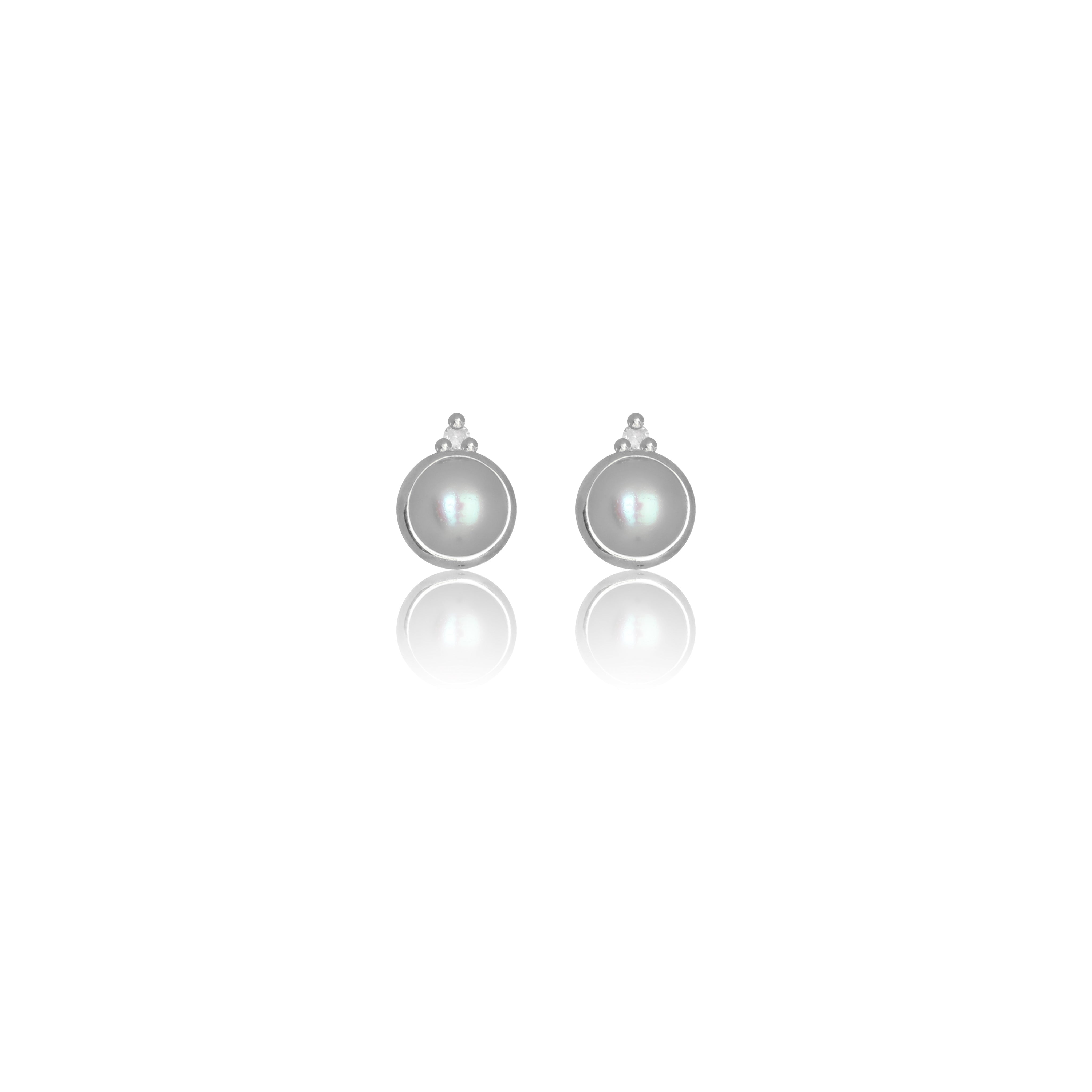 FRESHWATER PEARL AND TWO NATURAL DIAMOND JUNE EARRINGS SILVER