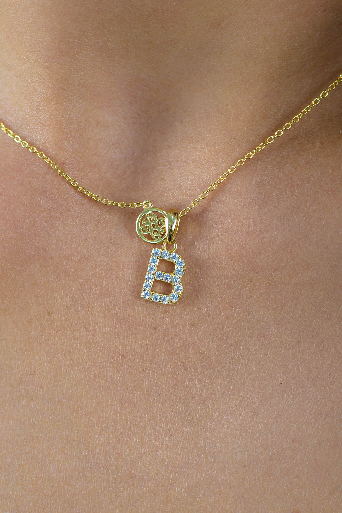 LUXURY LETTERS B INITIAL PENDANT GOLD