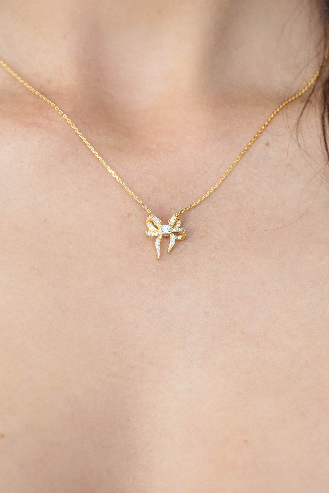 SWEETHEART BOW NECKLACE GOLD