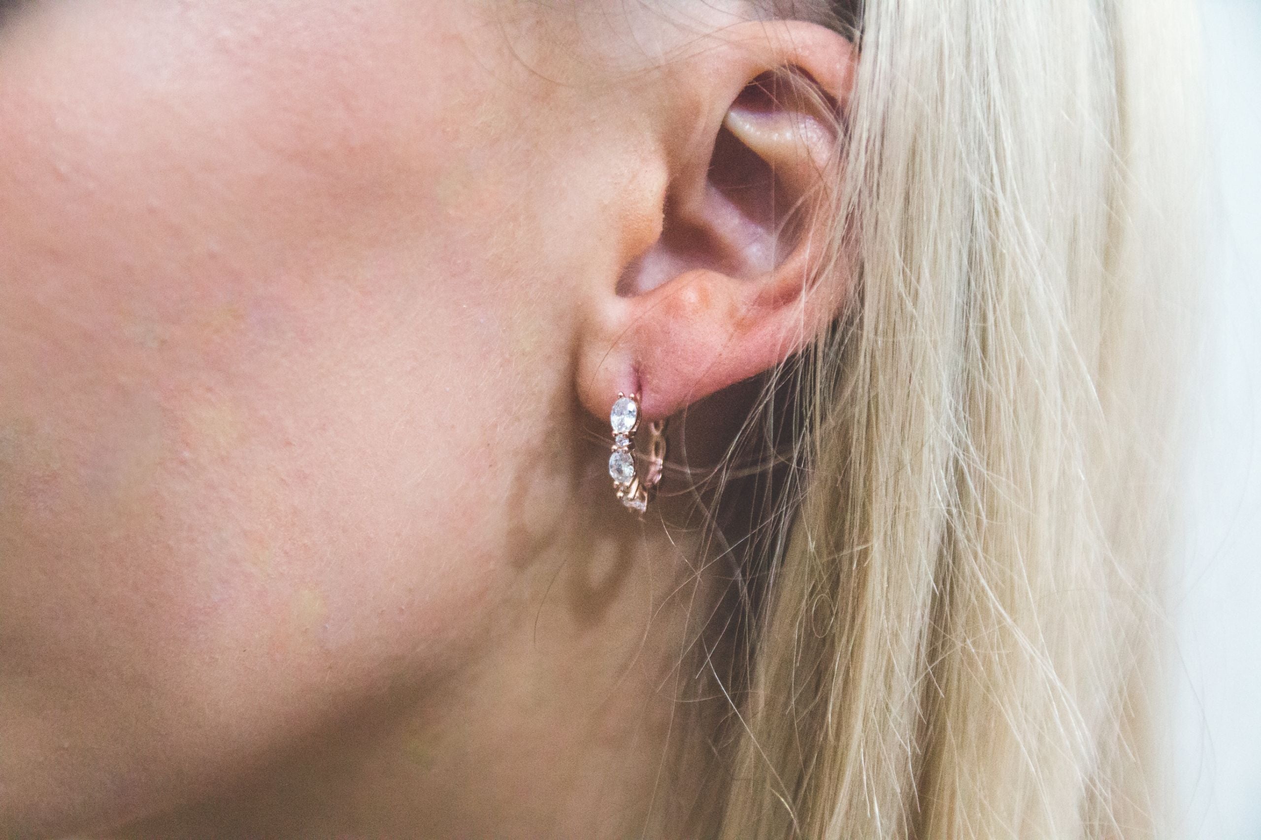 AURORA GLIMMER EARRINGS ROSE GOLD
